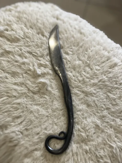 Lo Celto : Celtic-Inspired Knife – Forged Spiral Handle - 2 - Image 2