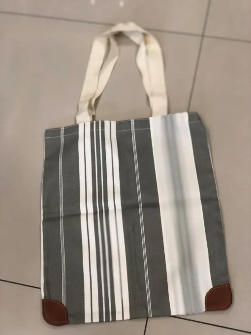“Ici on dit Chocolatine” Tote Bag - Image 2