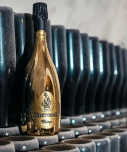 Alternative view of Champagne Victoire Gold Limited Edition